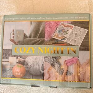 Cozy Night In Gift Set